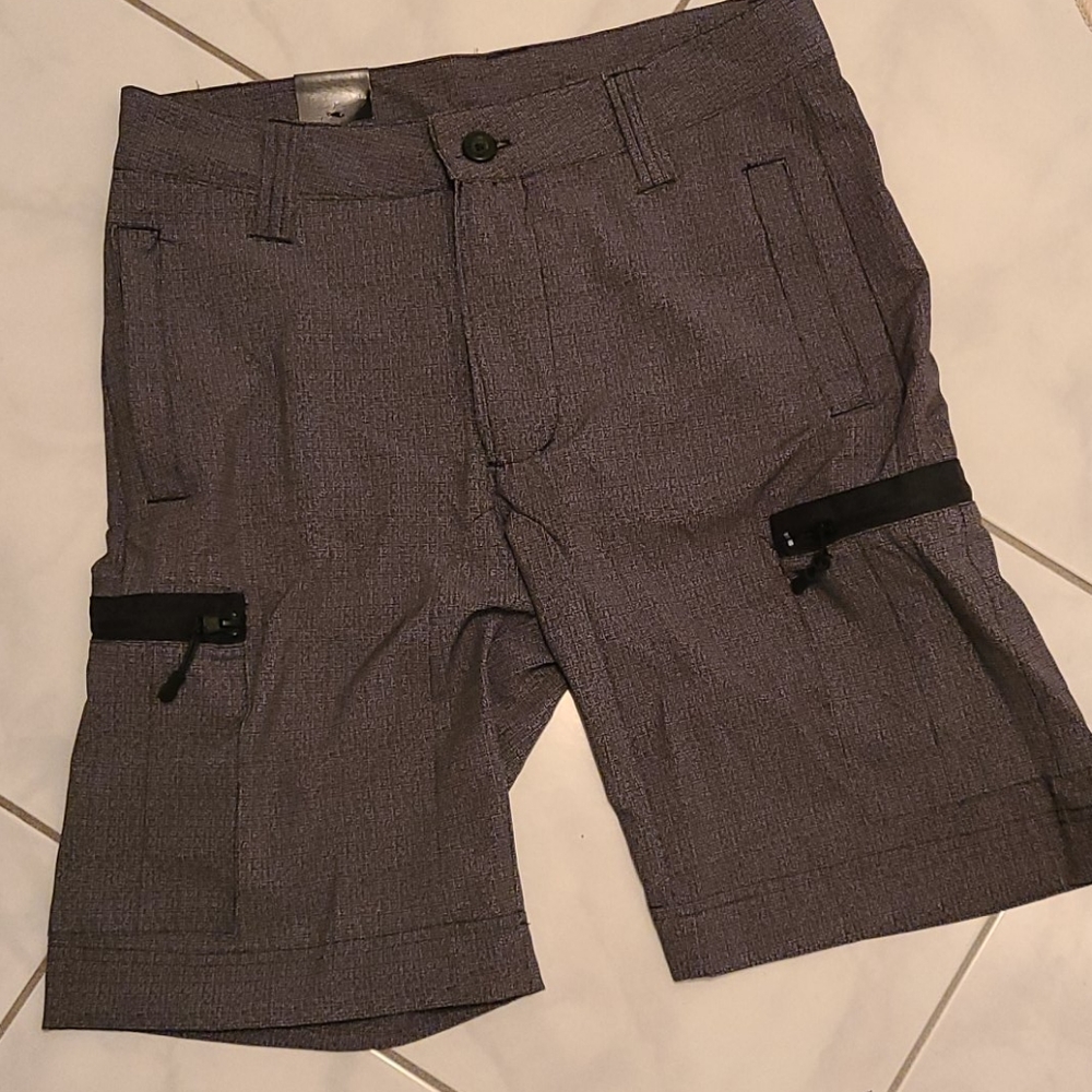 Men's shorts NWT
